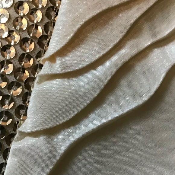 Sequins Dress Strapless - Picture 3 of 4